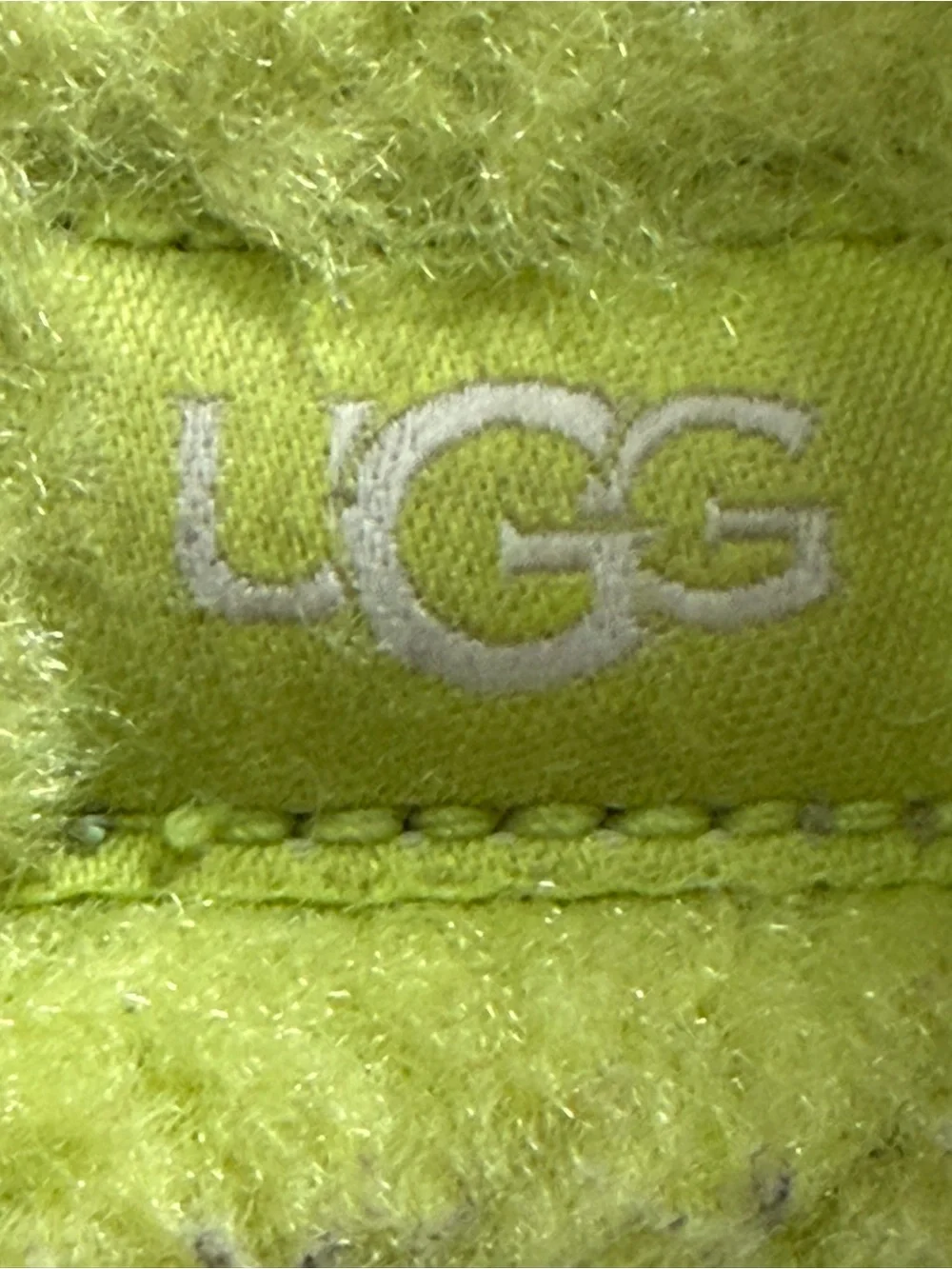 UGG bright cozy